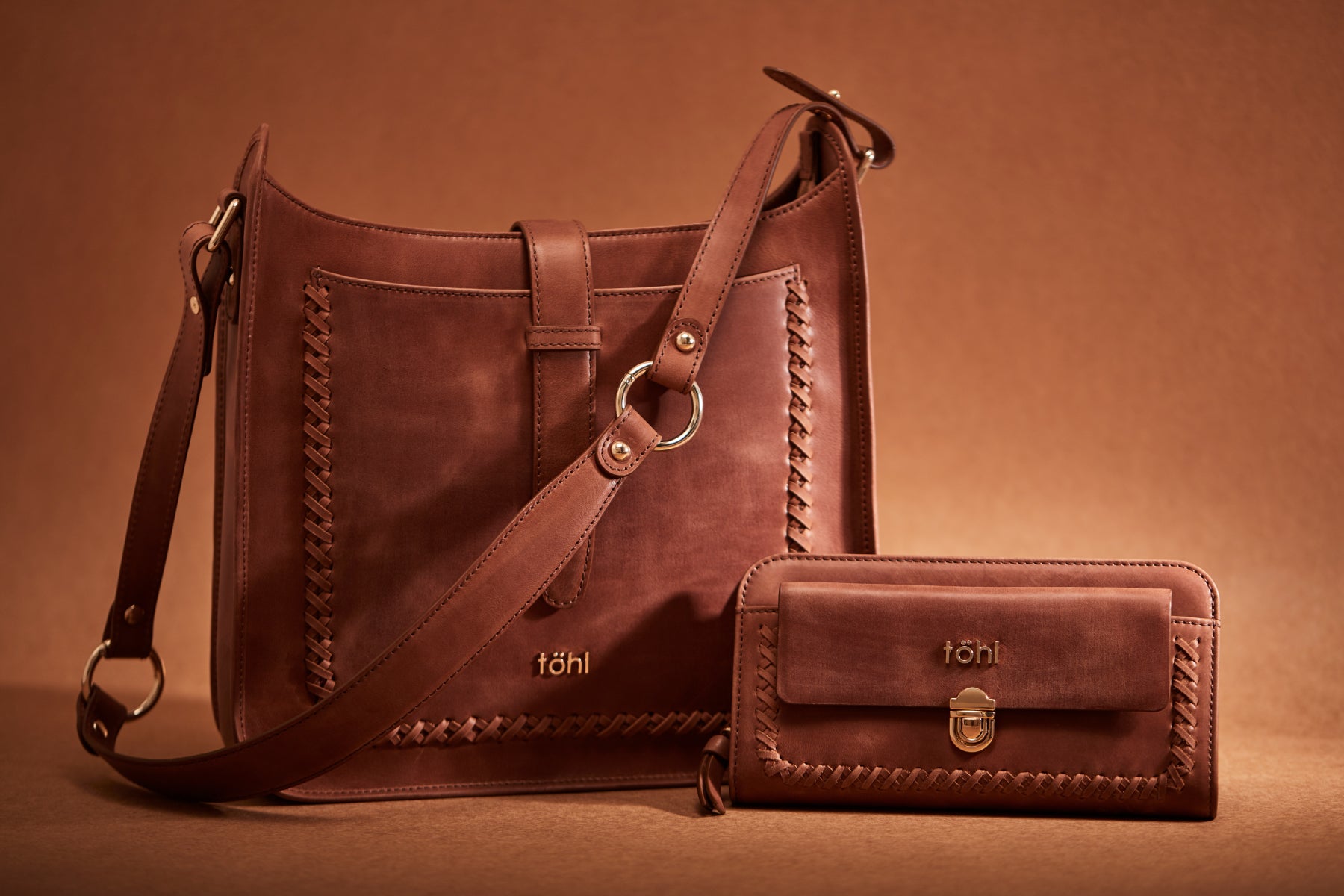 COLOR SPOTLIGHT : VINTAGE TAN