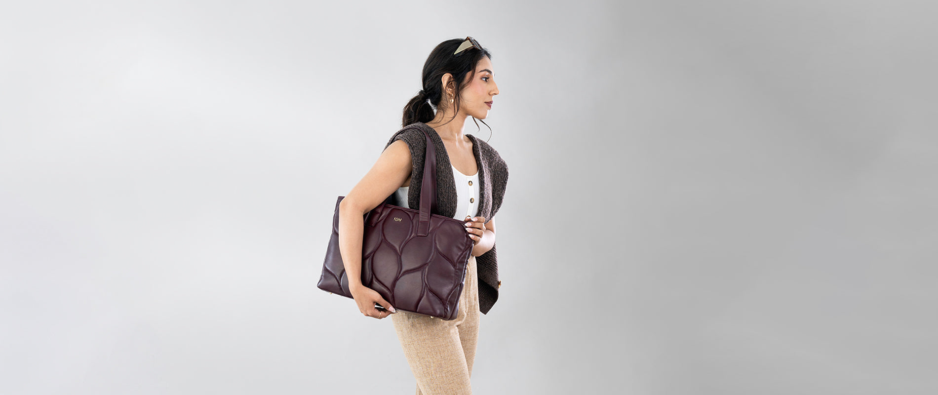 Women's Totes & Carryalls