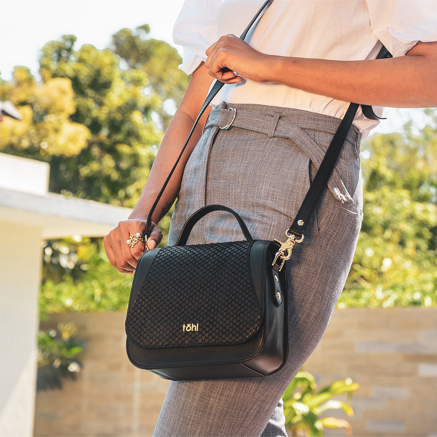 ALMA WOMEN'S CROSSBODY BAG - BLACK