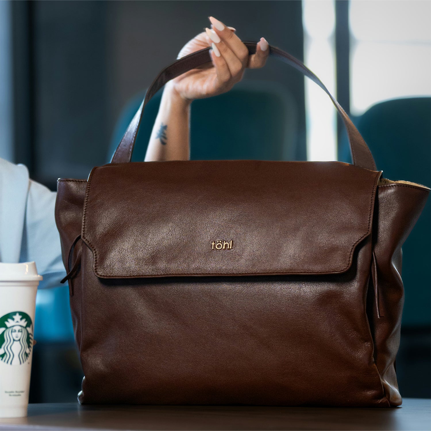 ARIANNA WOMEN'S LAPTOP BAG - WALNUT