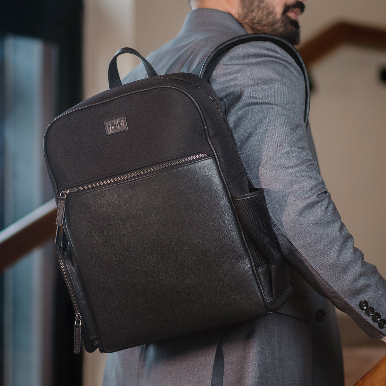 CARRARA MEN'S WORKWEAR BACKPACK - BLACK