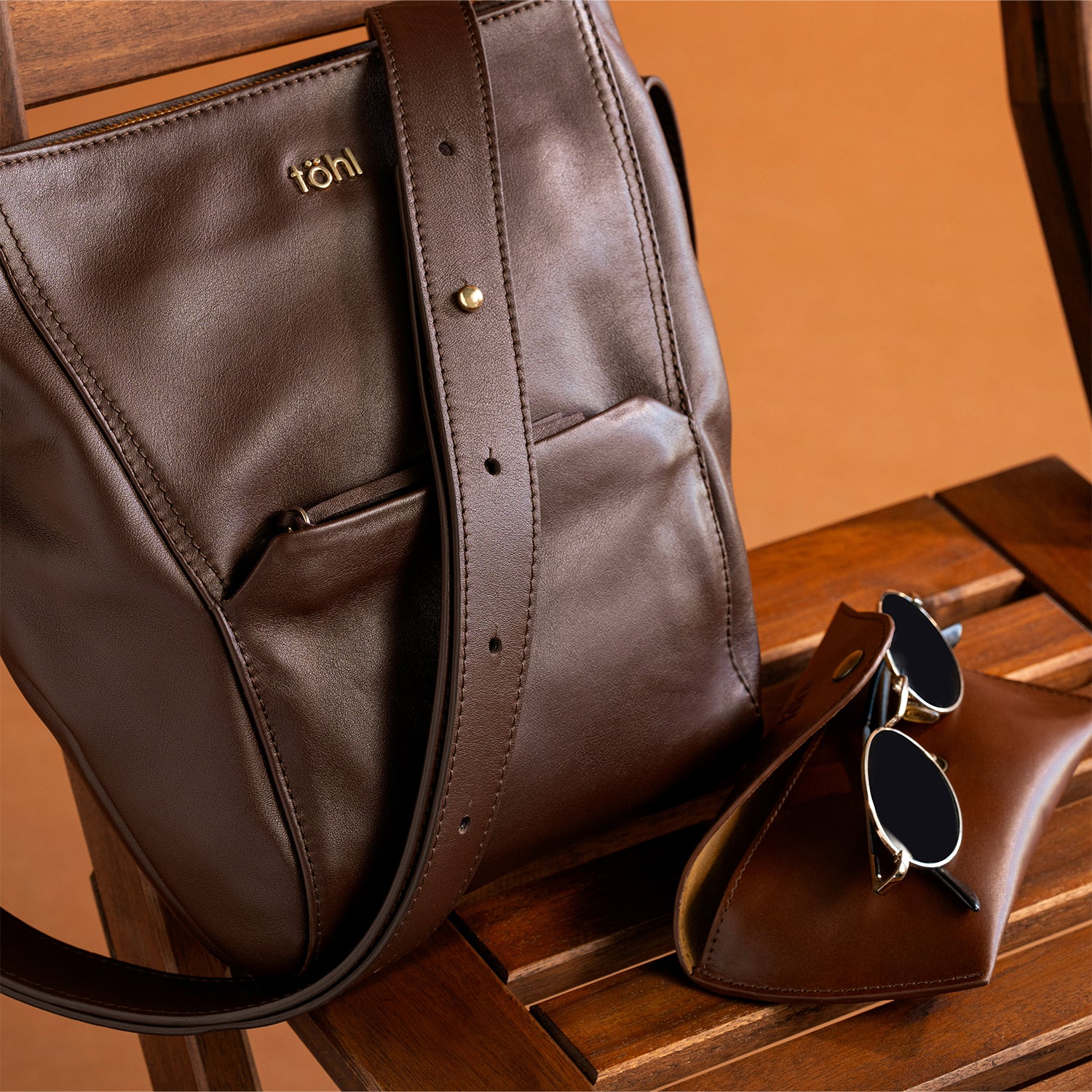 COLETTE WOMEN'S SLING & CROSSBODY BAG - WALNUT