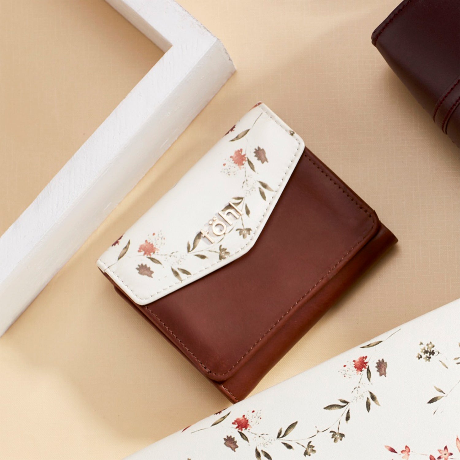 HARRIET WOMEN'S WALLET - VINTAGE TAN