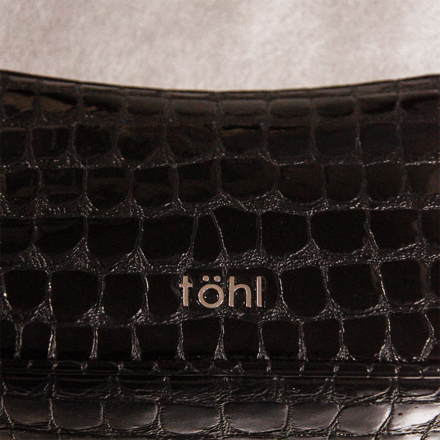 LAUREN WOMEN'S SHOULDER BAG - GLOSSY BLACK