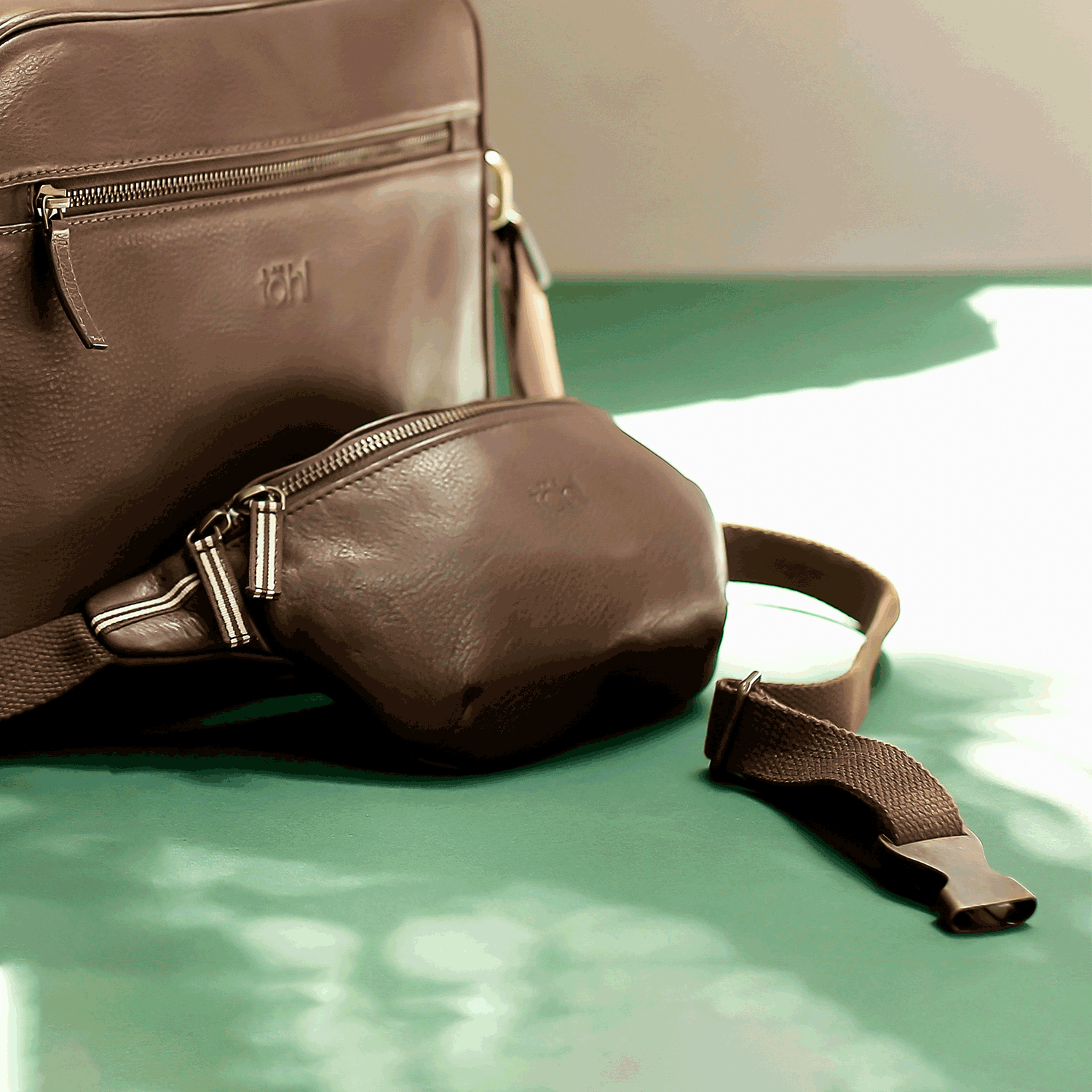 PRONY MEN'S WAIST POUCH - MUD