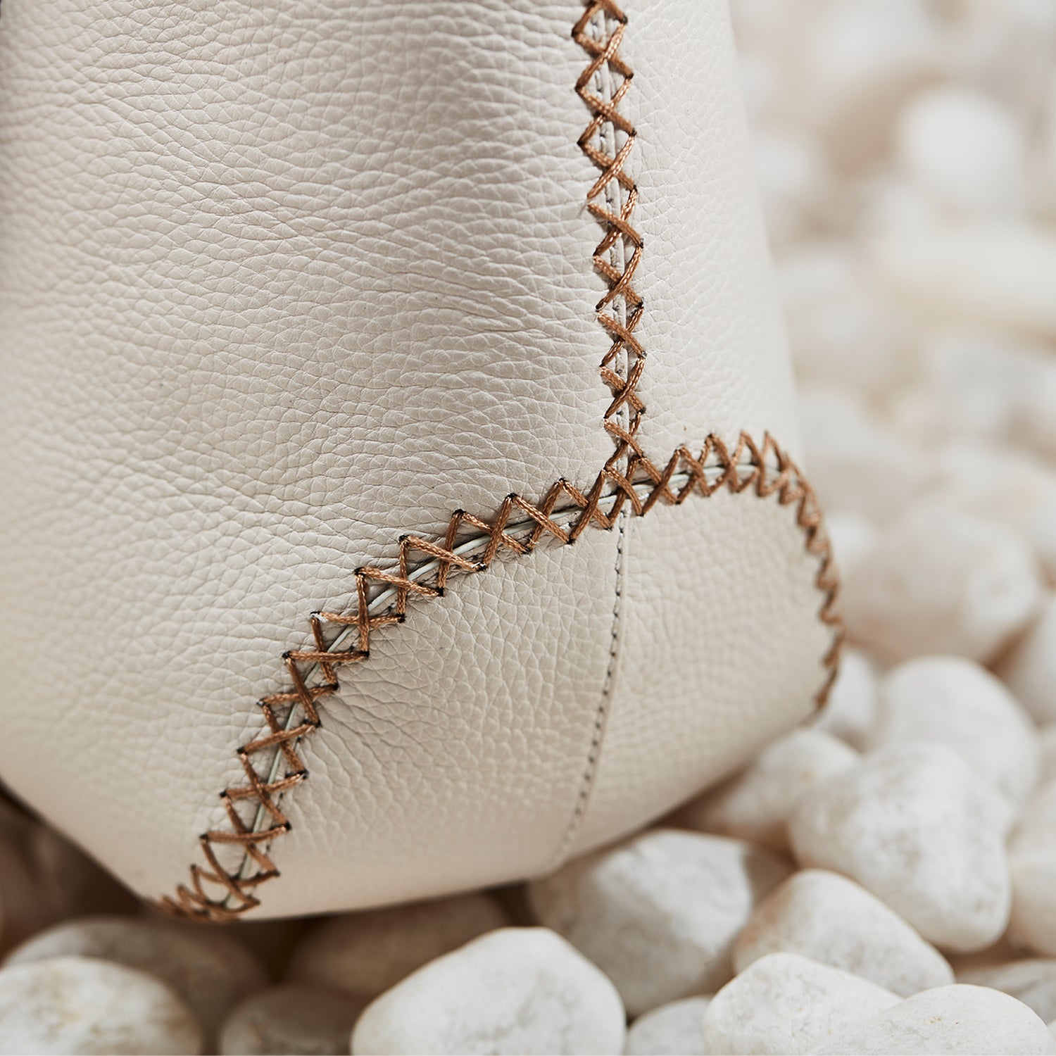 ராட்னர் மகளிர் டோட் பேக் - வெள்ளை