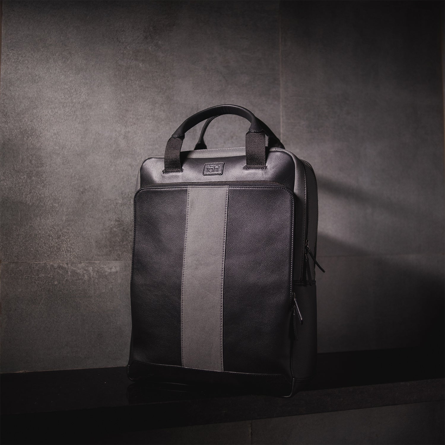 SIENA MEN'S WORKWEAR BACKPACK - GREY