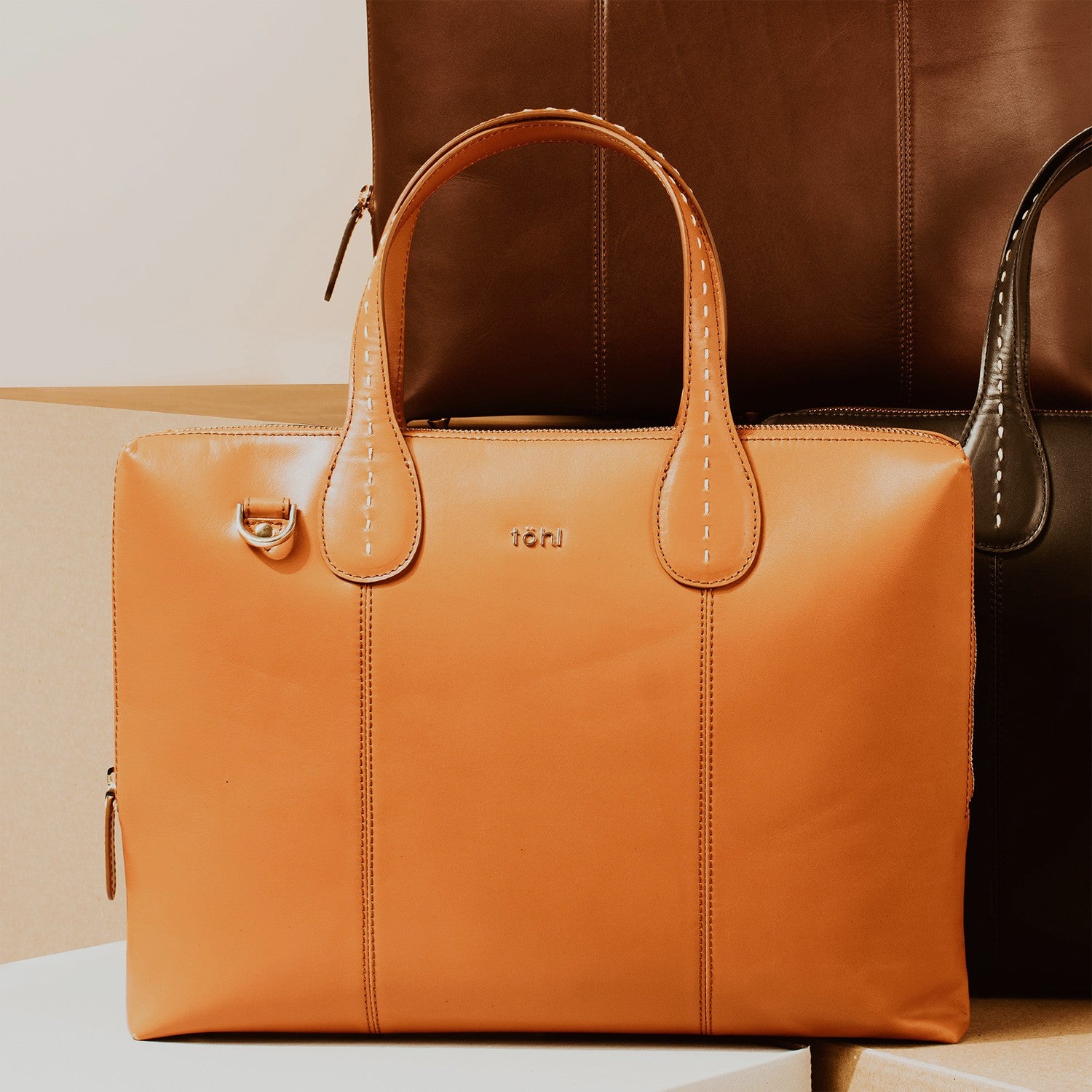 VESEY WOMEN'S SLIM VALISE - COGNAC