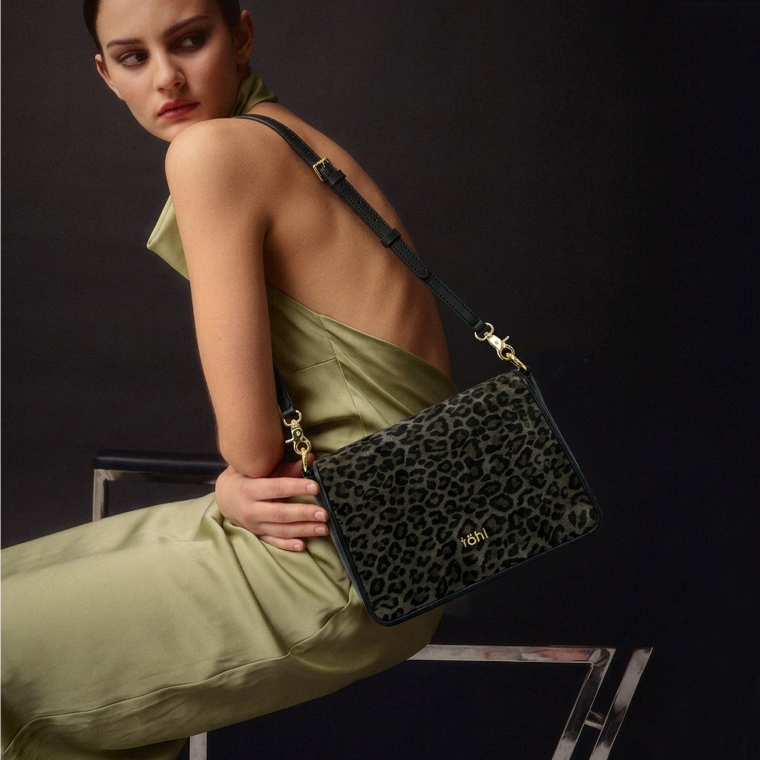 WILDER WOMEN'S CONVERTIBLE HANDBAG - ANTHRACITE