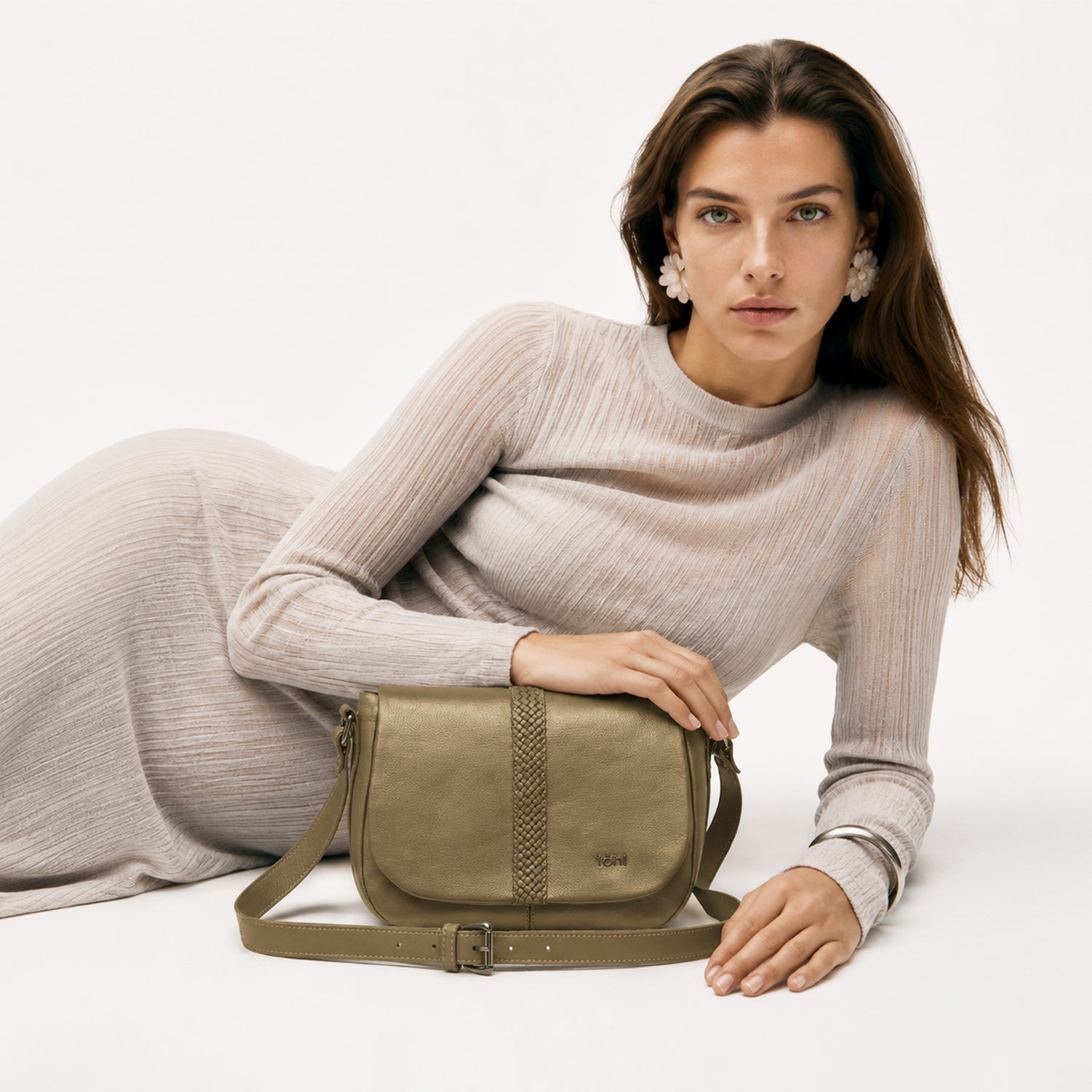 CARA WOMEN'S SLING BAG - METALLIC COPPER