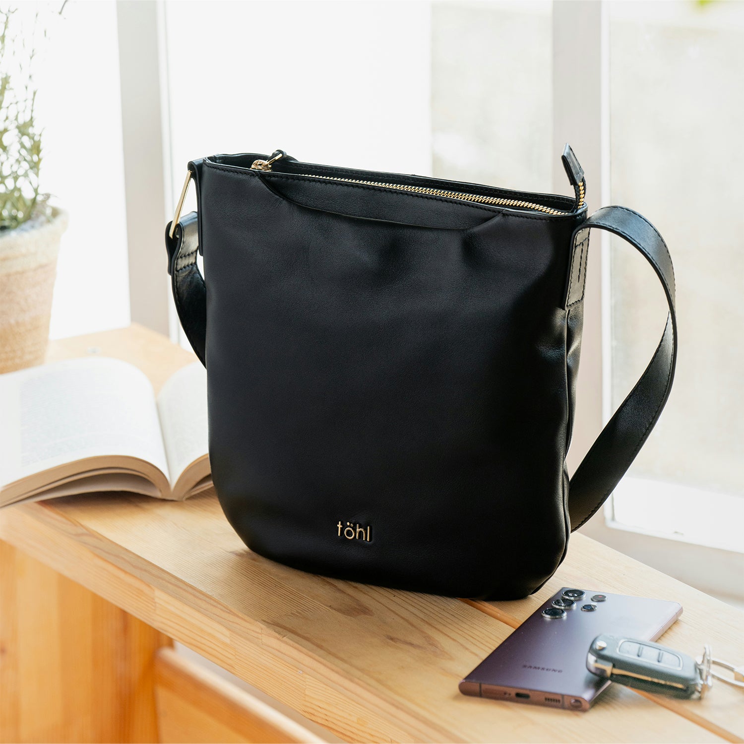 ELEANOR WOMEN'S SHOULDER BAG - CHARCOAL BLACK