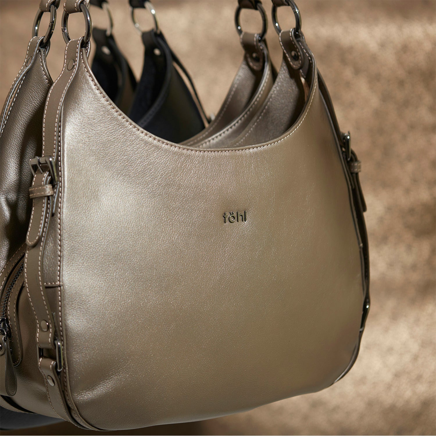 KAIA WOMEN'S SHOULDER BAG - METALLIC COPPER