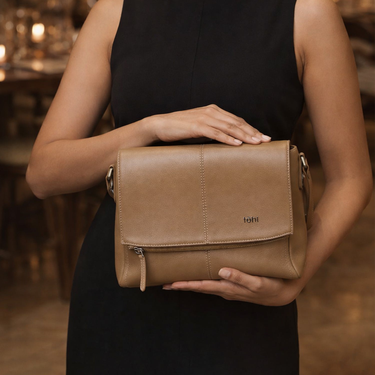 MONROE WOMEN'S SLING BAG - NUDE